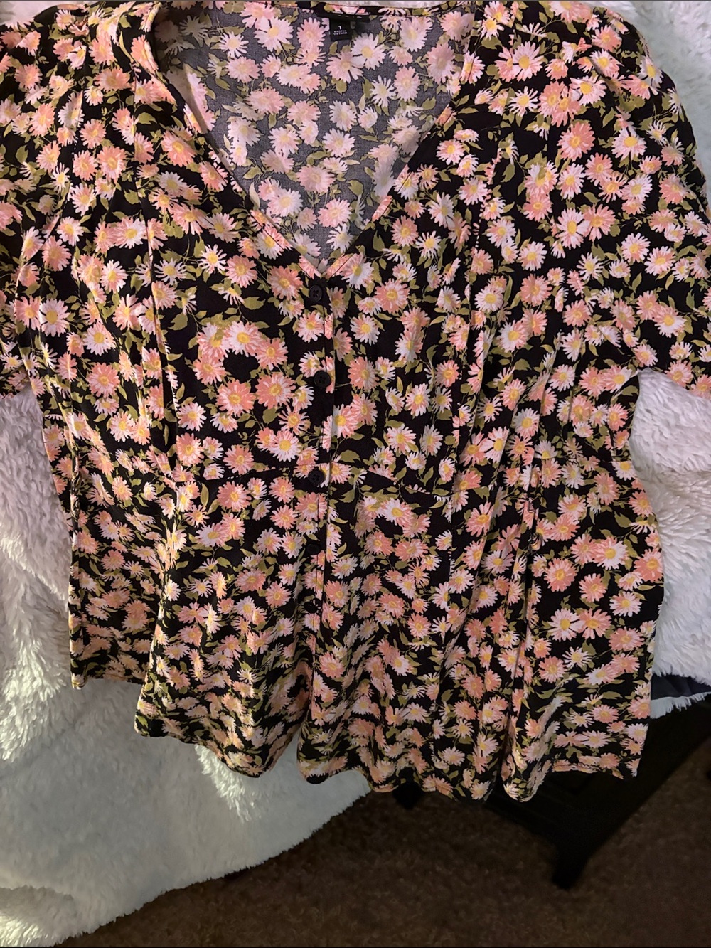 torrid Black V-Neck Blouse with Pink Daisy Print